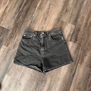 Levi high loose shorts